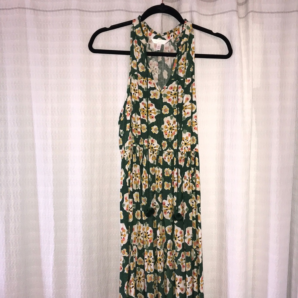 Lauren Conrad Floral maxi dress